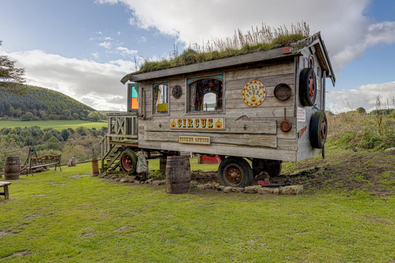 2 X Double Bed Glamping Wagon In Dalby Forest Scarborough Exteriör bild